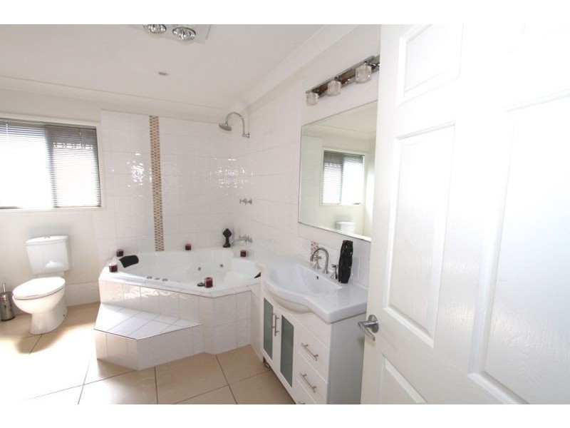 154 Hornibrook Esp, Clontarf QLD 4019