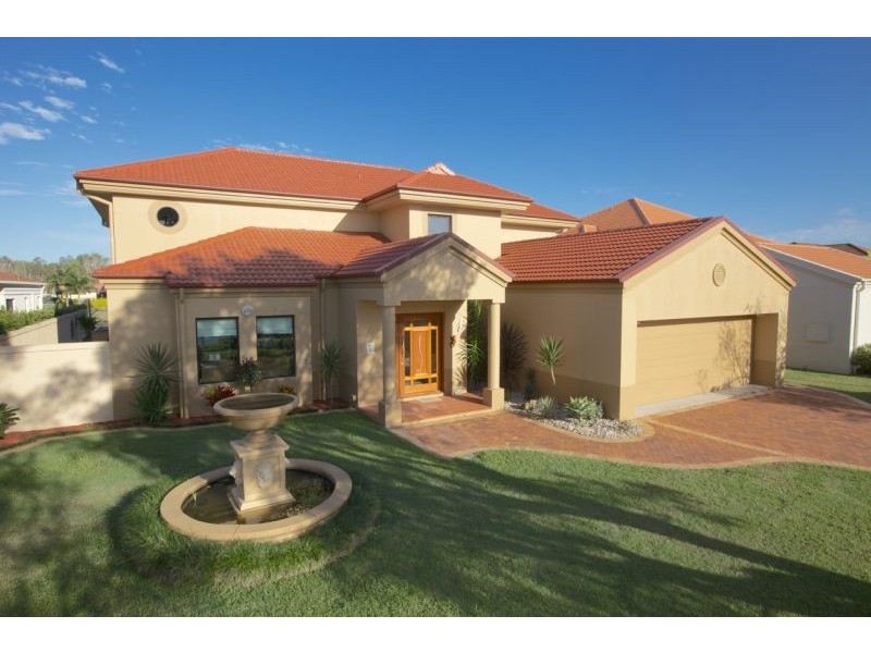 1024 Rosebank Wy, Hope Island QLD 4212