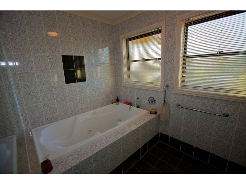 1024 Rosebank Wy, Hope Island QLD 4212