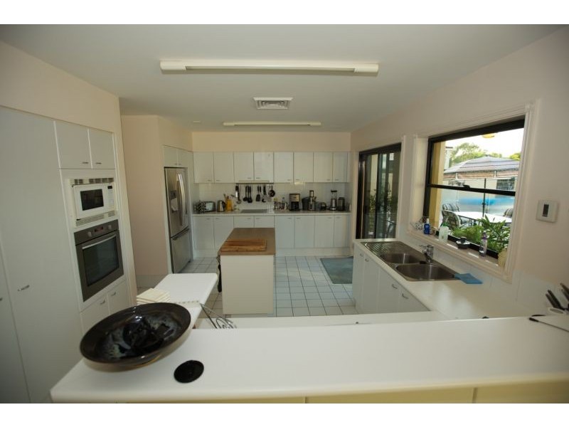 1024 Rosebank Wy, Hope Island QLD 4212