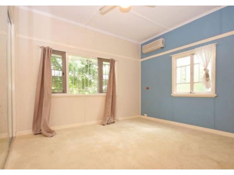 94a Dover Road, Redcliffe QLD 4020