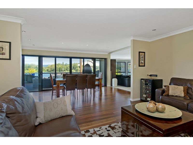 59 Brittany Drive, Oxenford QLD 4210