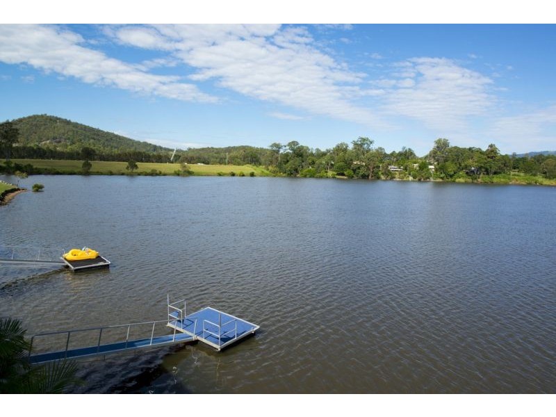 59 Brittany Drive, Oxenford QLD 4210