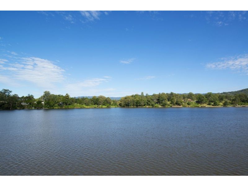 59 Brittany Drive, Oxenford QLD 4210