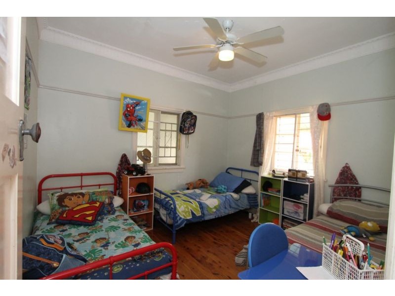 23 Bank Street, Margate QLD 4019