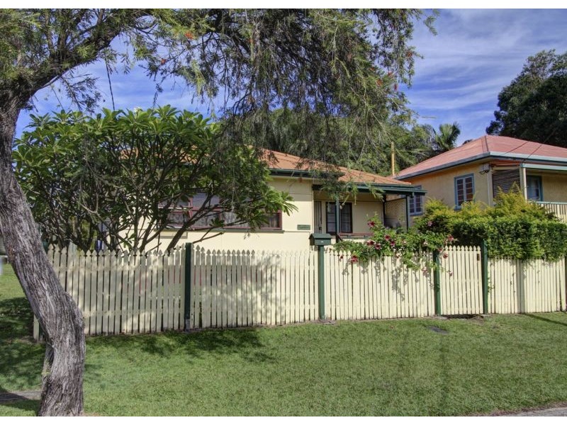 23 Bank Street, Margate QLD 4019