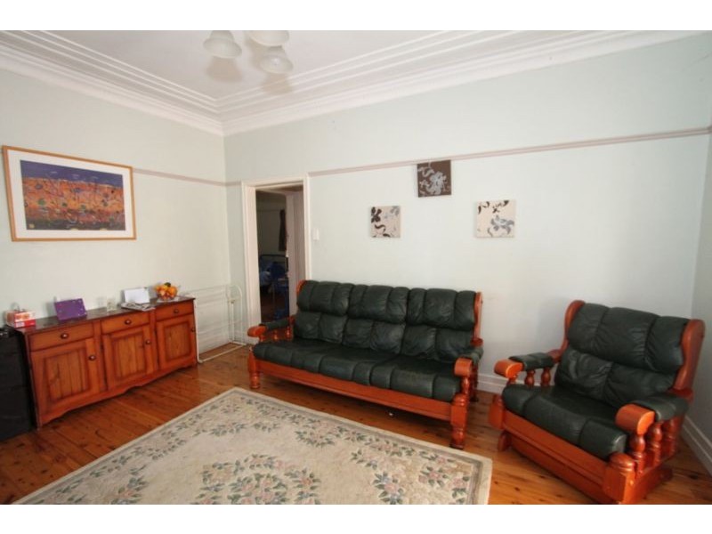 23 Bank Street, Margate QLD 4019