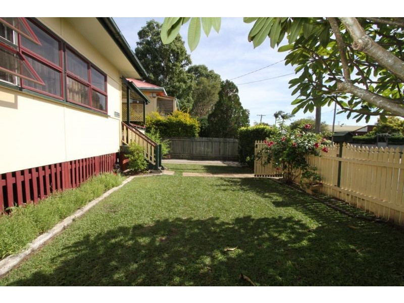23 Bank Street, Margate QLD 4019