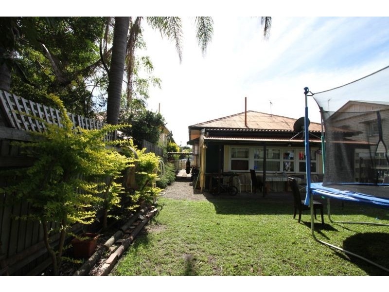 23 Bank Street, Margate QLD 4019