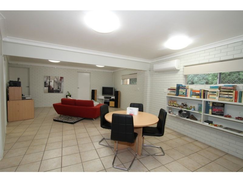 236 Mansfield Rd, Elimbah QLD 4516