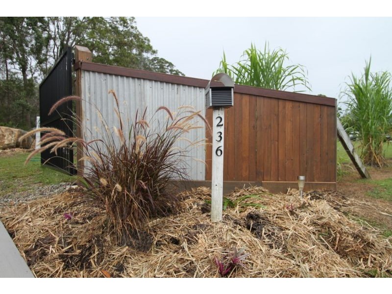 236 Mansfield Rd, Elimbah QLD 4516