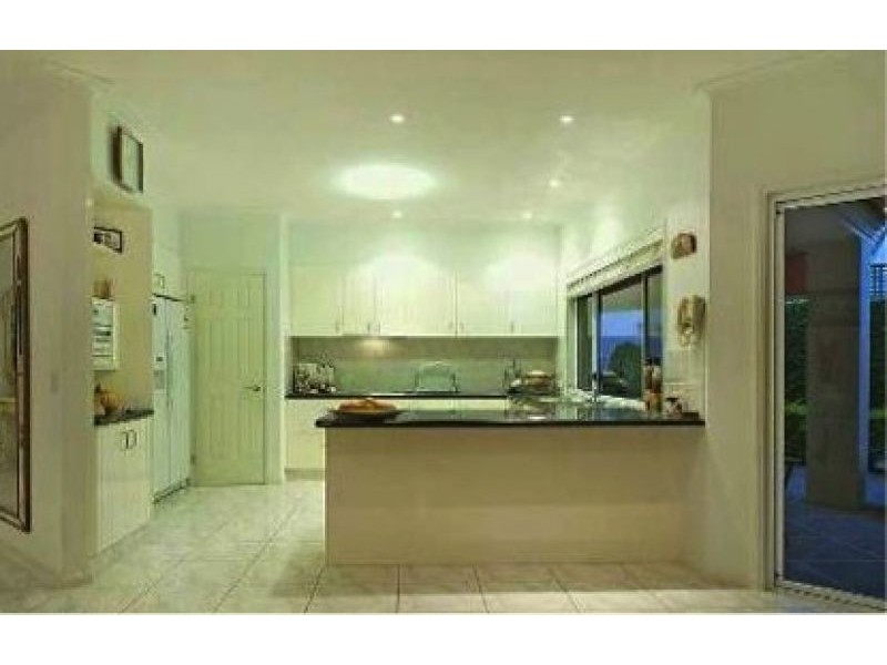 1622 Riverdale Dr, Hope Island QLD 4212