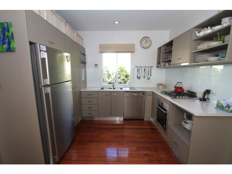 23 Murray St, Sandgate QLD 4017