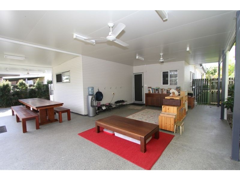 23 Murray St, Sandgate QLD 4017