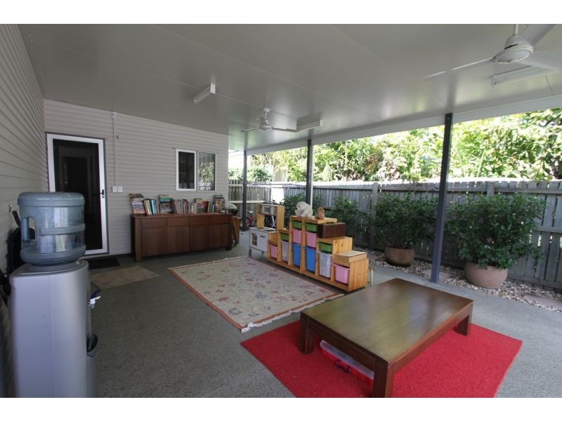 23 Murray St, Sandgate QLD 4017