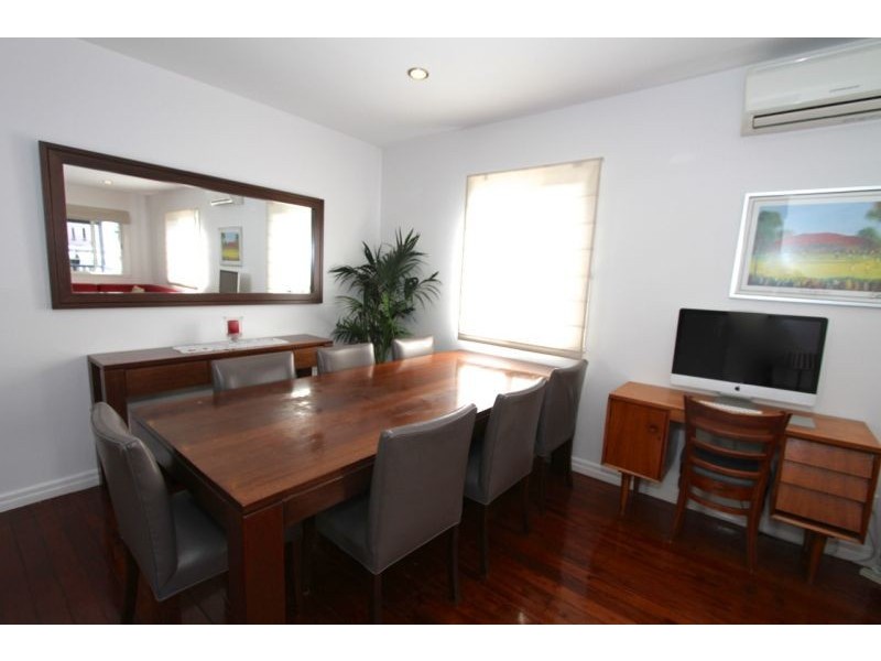 23 Murray St, Sandgate QLD 4017