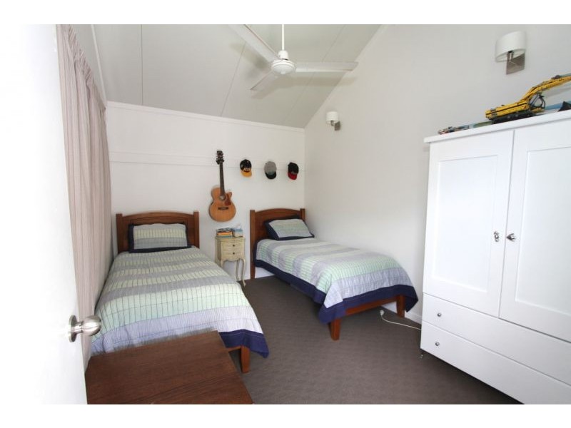 23 Murray St, Sandgate QLD 4017