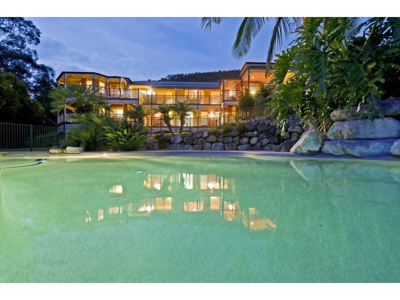 118 Crest Hill Dr, Wongawallan QLD 4210