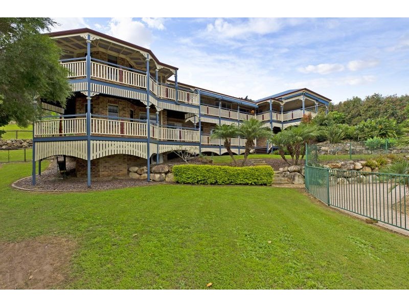 118 Crest Hill Dr, Wongawallan QLD 4210