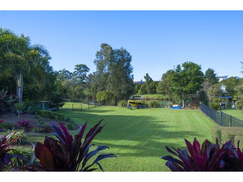 25 River Cove, Hope Island QLD 4212