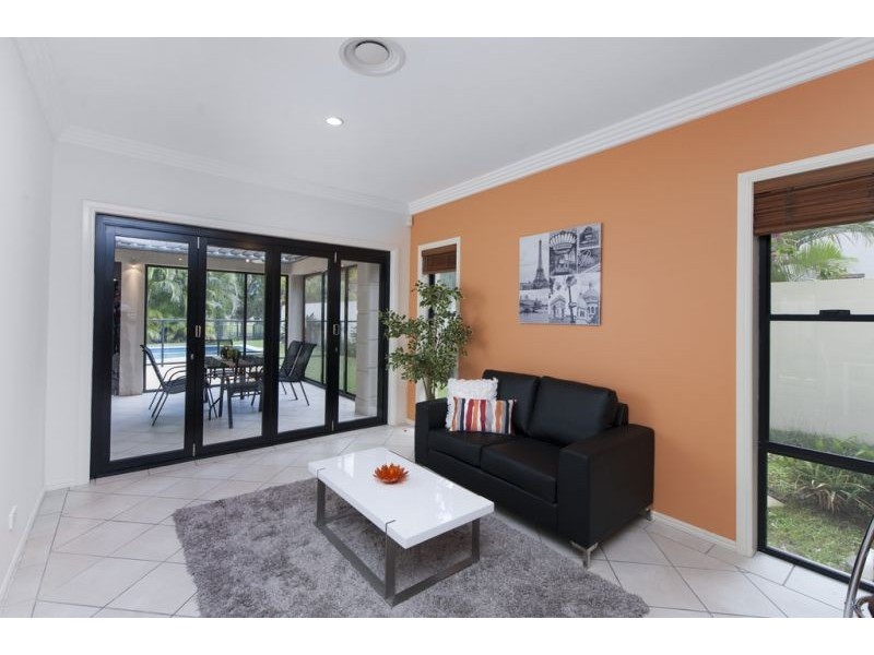 8395 Magnolia Drive East, Hope Island QLD 4212
