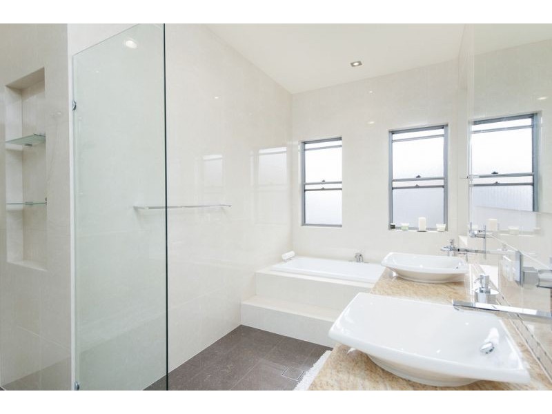 70 The Peninsula, Helensvale QLD 4212