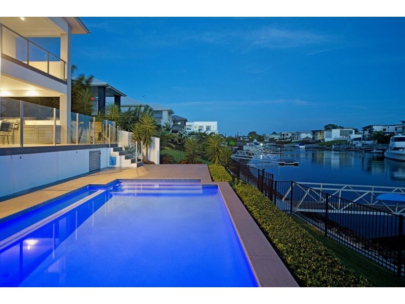 47 Harbourvue Ct, Helensvale QLD 4212