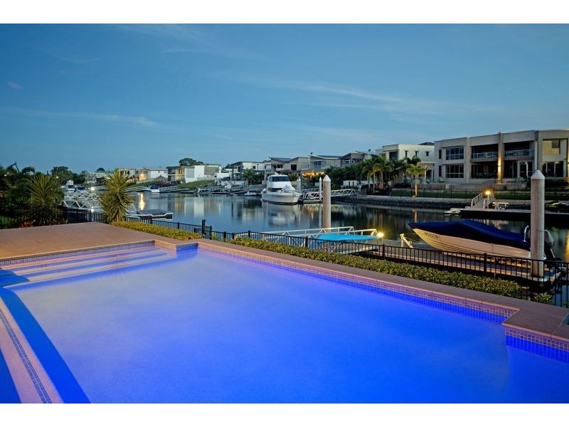 47 Harbourvue Ct, Helensvale QLD 4212