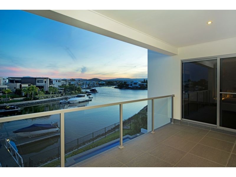 47 Harbourvue Ct, Helensvale QLD 4212