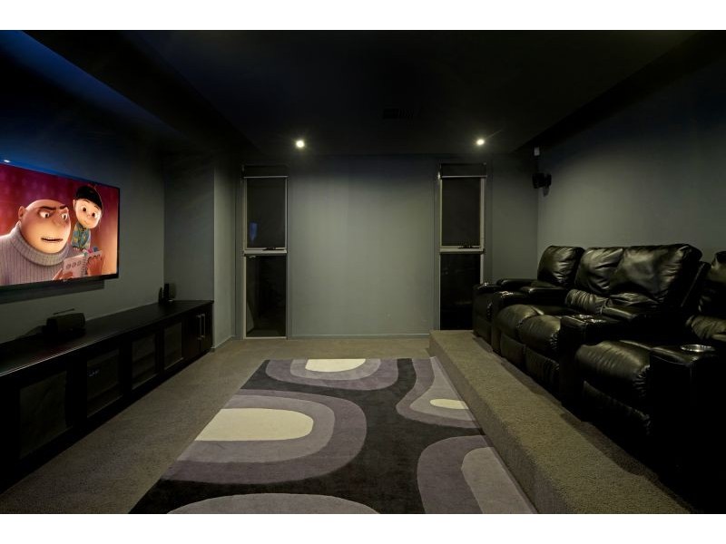 47 Harbourvue Ct, Helensvale QLD 4212