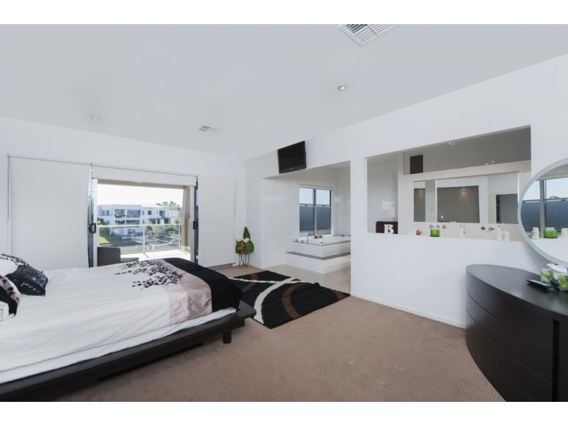 31 Quayside, Helensvale QLD 4212