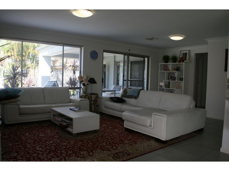 57 Temple Island Ct, Oxenford QLD 4210