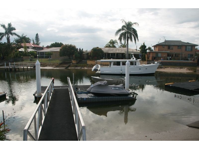 25 Ogrady Drive, Paradise Point QLD 4216