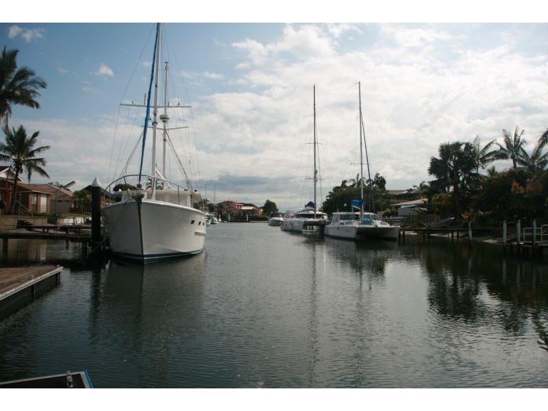 25 Ogrady Drive, Paradise Point QLD 4216