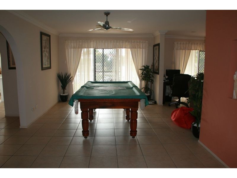 25 Ogrady Drive, Paradise Point QLD 4216