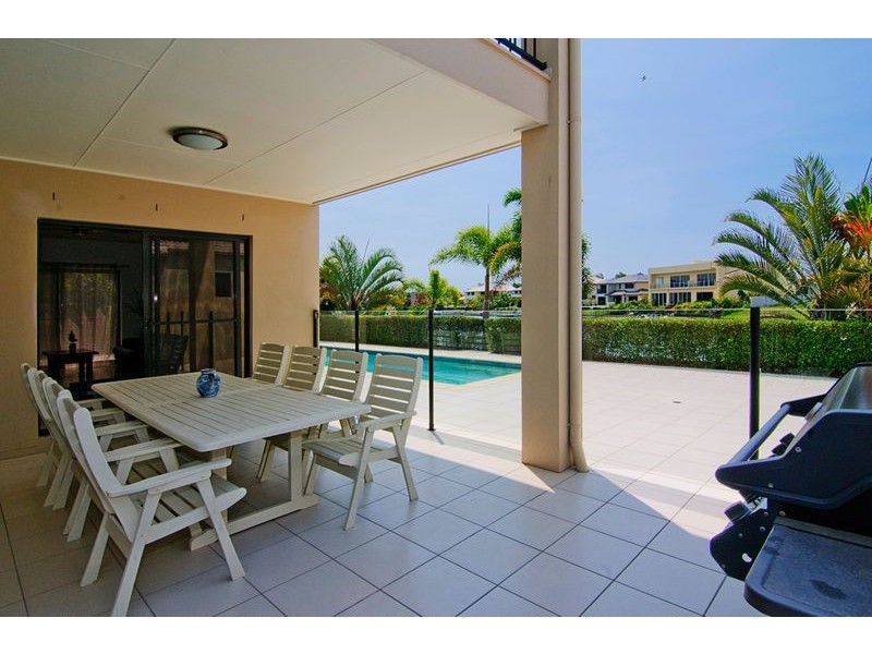 11 Mandolin Ave, Helensvale QLD 4212