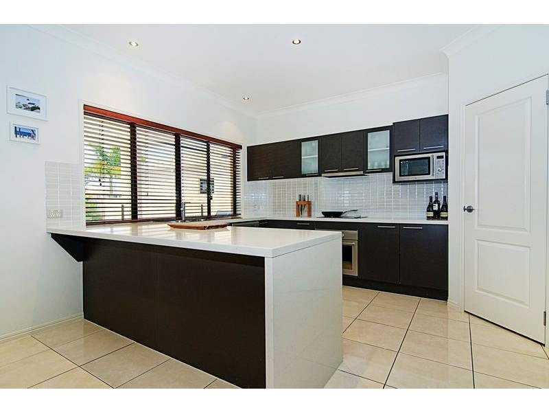 11 Mandolin Ave, Helensvale QLD 4212