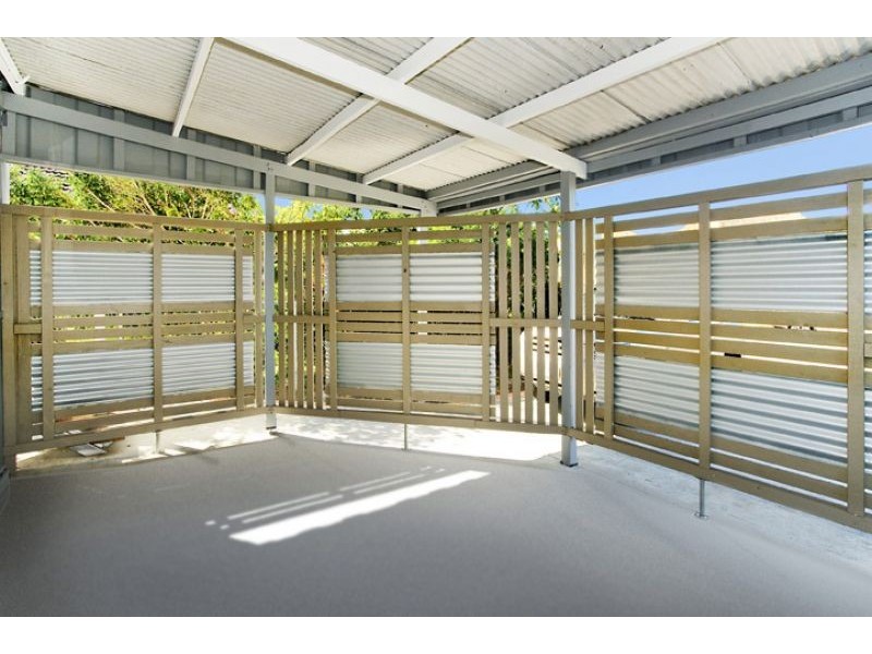 6 Caroline Street, Woody Point QLD 4019