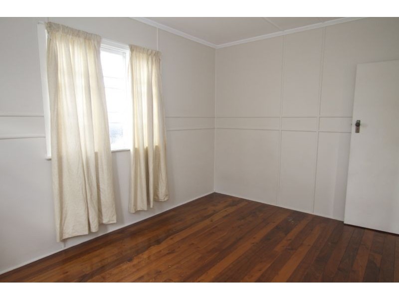19 Elizabeth Avenue, Clontarf QLD 4019