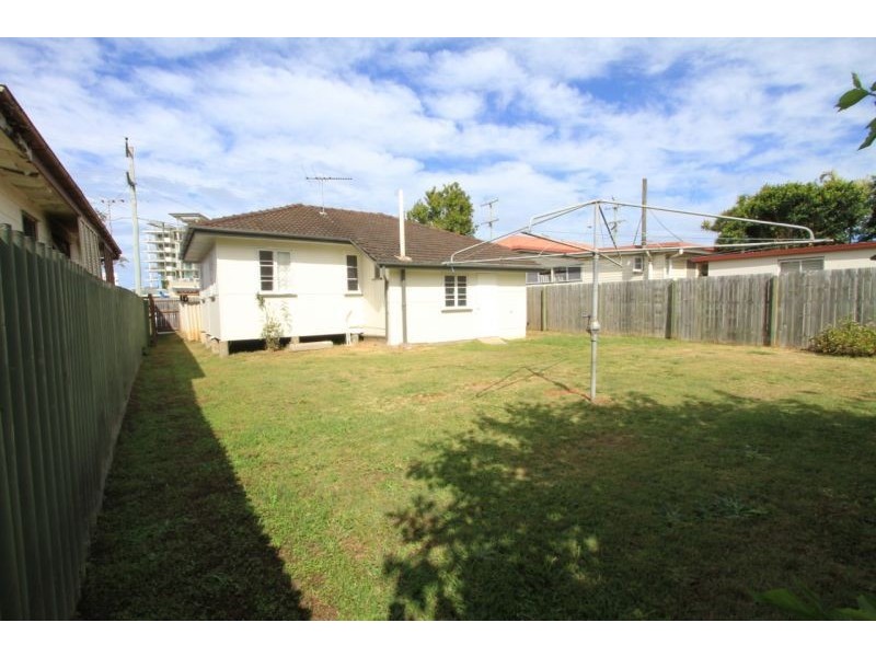 19 Elizabeth Avenue, Clontarf QLD 4019