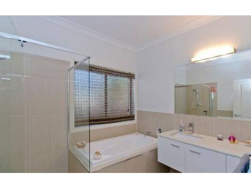 56 Southaven Drive, Helensvale QLD 4212