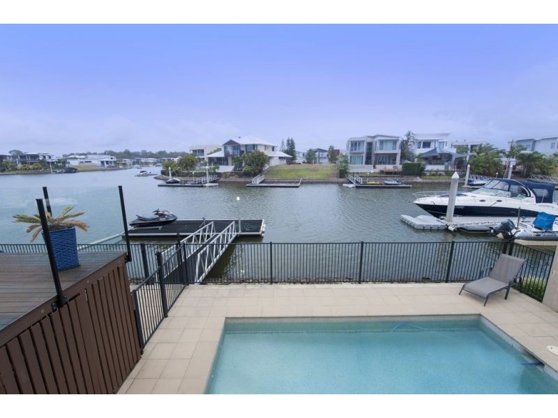 23 Ferrymans Ct, Helensvale QLD 4212