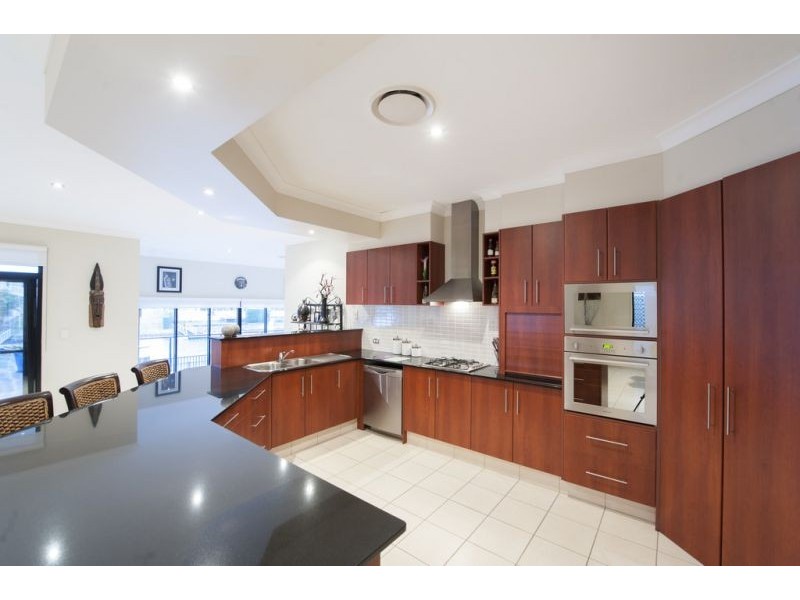 23 Ferrymans Ct, Helensvale QLD 4212