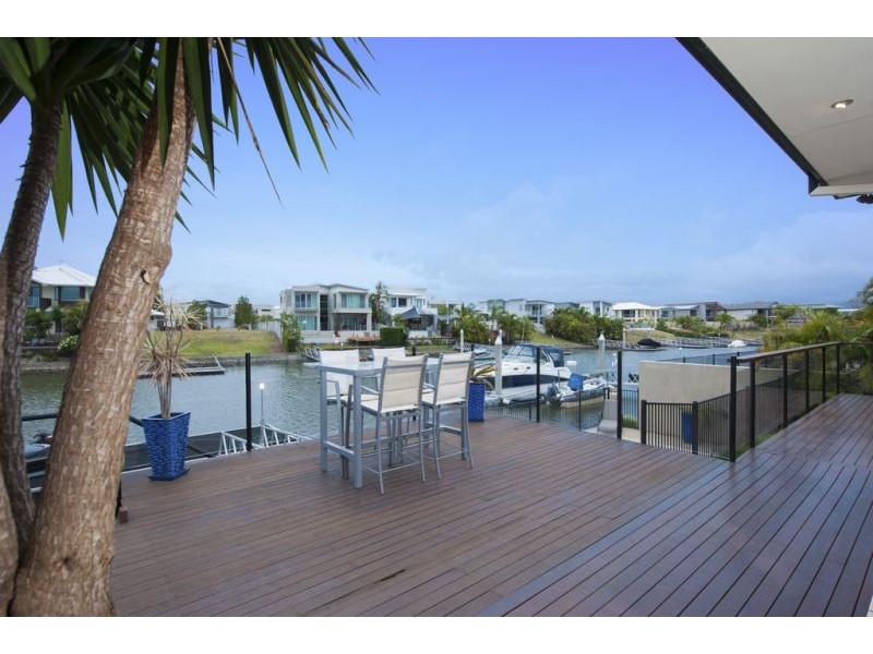 23 Ferrymans Ct, Helensvale QLD 4212