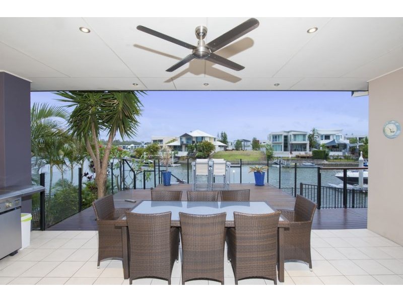 23 Ferrymans Ct, Helensvale QLD 4212