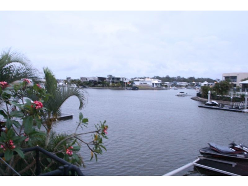 23 Ferrymans Ct, Helensvale QLD 4212