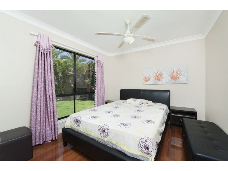 21 Respall Way, Arundel QLD 4214