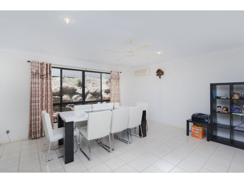 21 Respall Way, Arundel QLD 4214