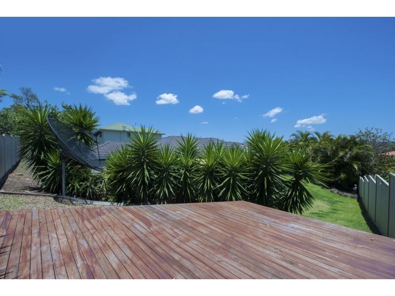 21 Respall Way, Arundel QLD 4214