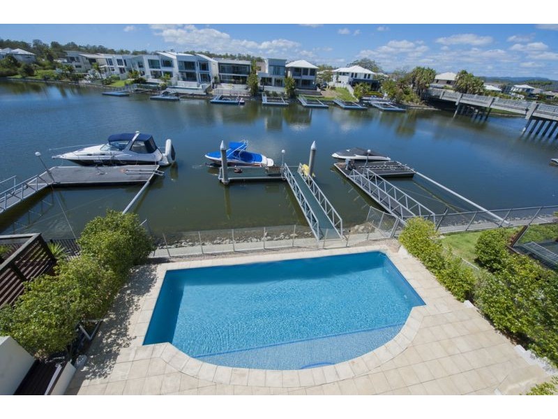 7 Coomera Ct, Helensvale QLD 4212